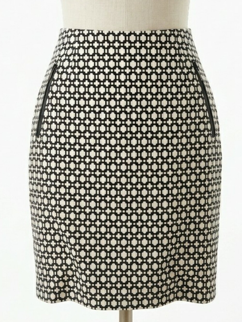 KENAR Black & Ivory Geometric Print Mini Skirt with Zipper Pockets Size 10
